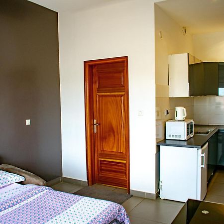 Le First Concept Apartment Dakar Bagian luar foto