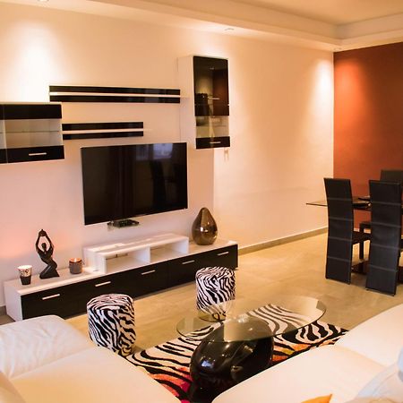 Le First Concept Apartment Dakar Bagian luar foto