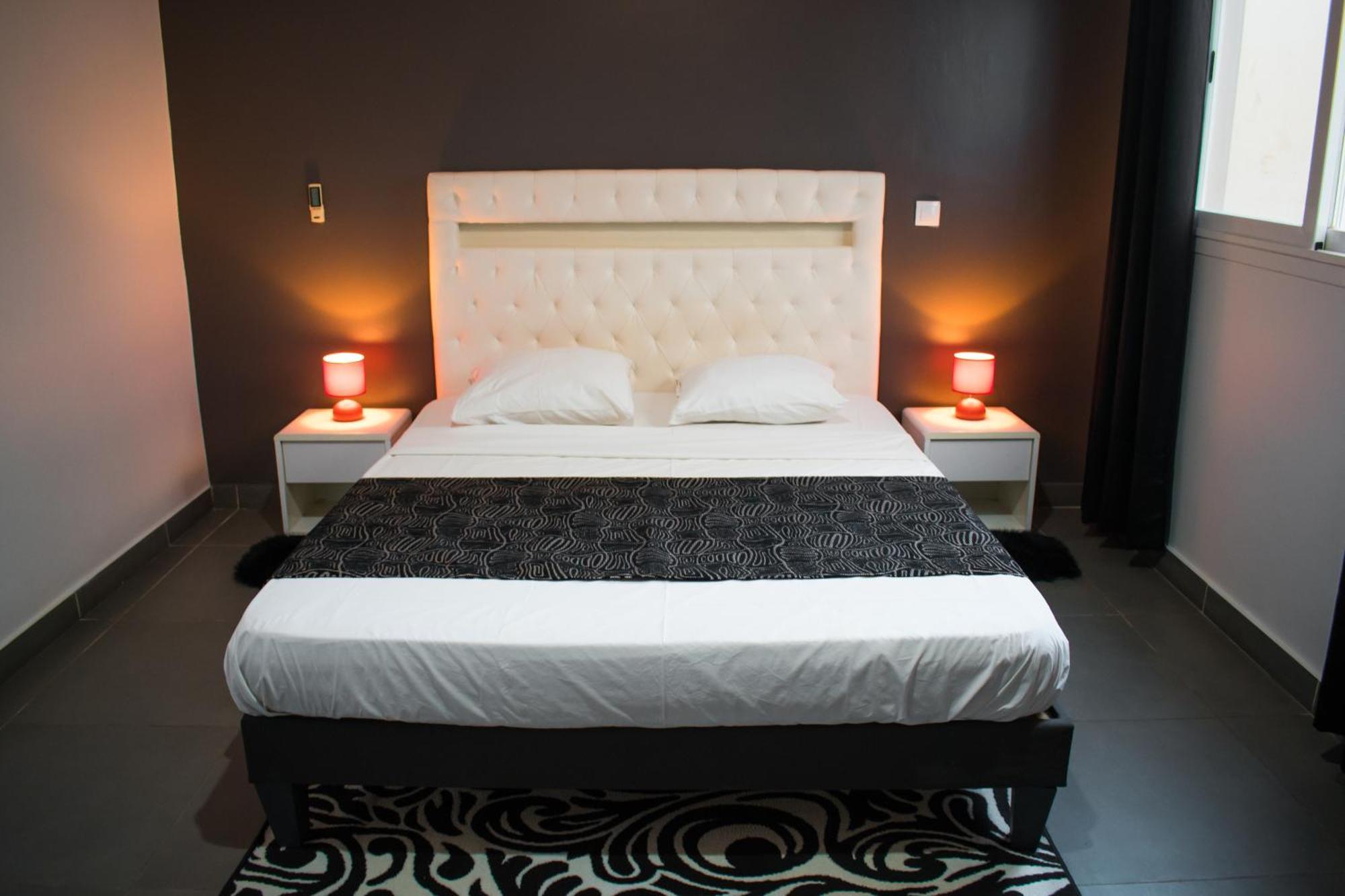 Le First Concept Apartment Dakar Bagian luar foto